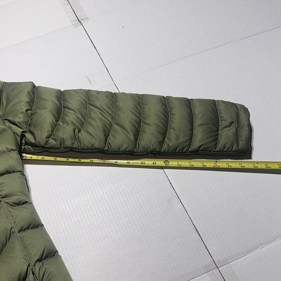 Patagonia Women's olive drab Puffer Jacket w zippers and snap buttons goosedown - Picture 2 of 14